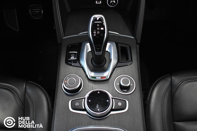 ALFA ROMEO Stelvio 2.2 Turbodiesel 210 CV AT8 Q4 Ti